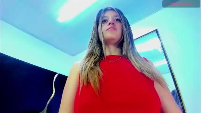 Image 11 of giaroussel Stream on Chaturbate on 2 months ago