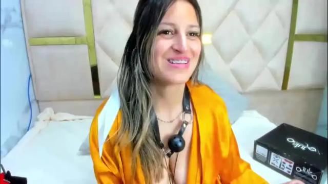 Image 3 of giaroussel Stream on Chaturbate on 1 month ago