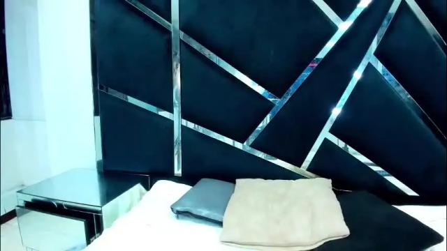 Image 7 of giaroussel Stream on Chaturbate on 1 month ago