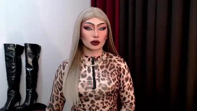 Image 3 of giaxxx01 Stream on Chaturbate on 17 days ago