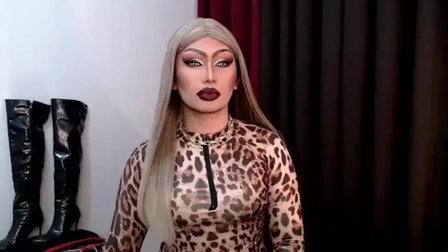 Image 2 of giaxxx01 Stream on Chaturbate on 14 days ago