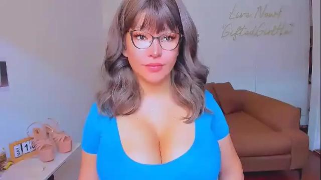 Image 11 of giftedgirl4u Stream on Chaturbate on 1 month ago