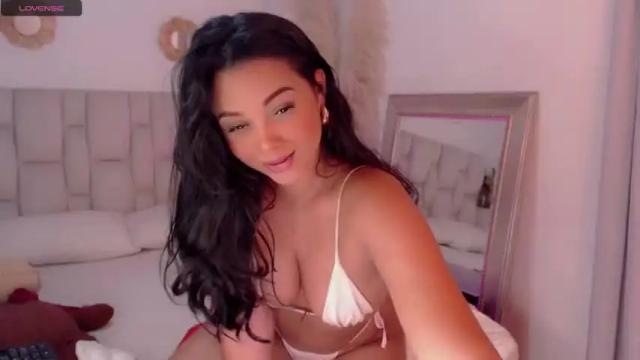 Thumbnail 2, gigi_sj's Stream at Chaturbate, 18 months ago