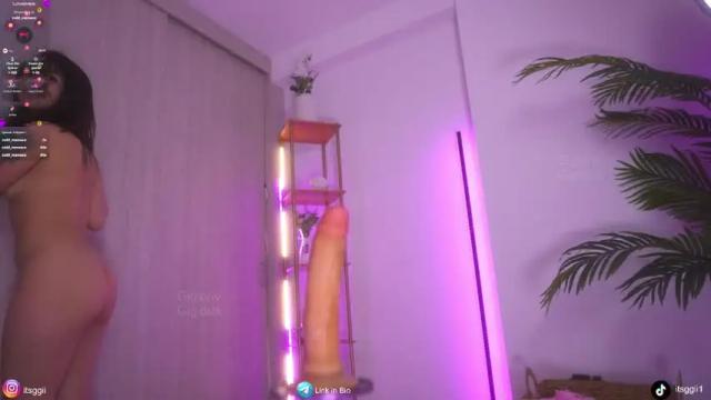 Image 10 of gigi_ulala Stream on Chaturbate on 1 month ago