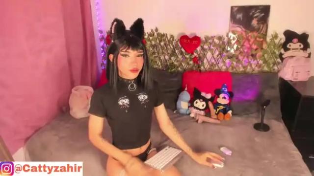 Image 2 of gigi_zahir Stream on Chaturbate on 14 months ago