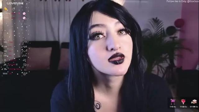 Image 10 of gigii_hadiidd Stream on Chaturbate on 1 day ago