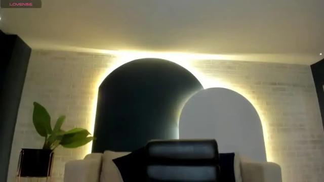 Image 12 of gigilee_ Stream on Chaturbate on 14 months ago
