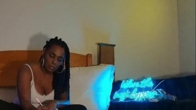 Image 10 of gigimcfee Stream on Chaturbate on 1 month ago