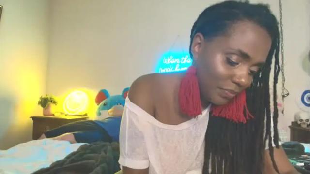 Image 3 of gigimcfee Stream on Chaturbate on 1 month ago