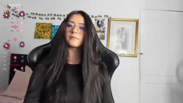 Image 11 of giia_blue Stream on Chaturbate on 20 months ago