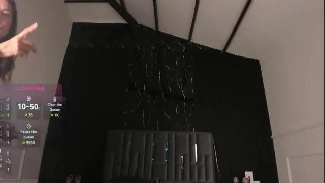 Image 3 of giiadior Stream on Chaturbate on 1 month ago