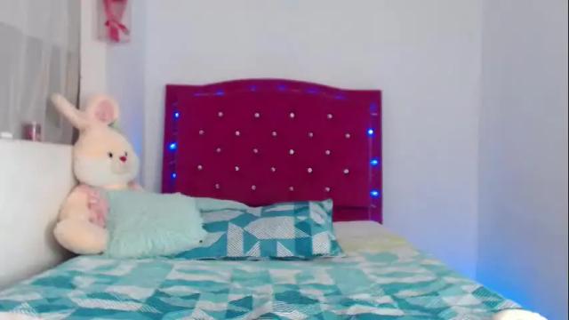 Image 3 of giiselle_ Stream on Chaturbate on 1 month ago
