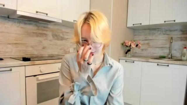 Image 7 of gillianbraund Stream on Chaturbate on 21 months ago