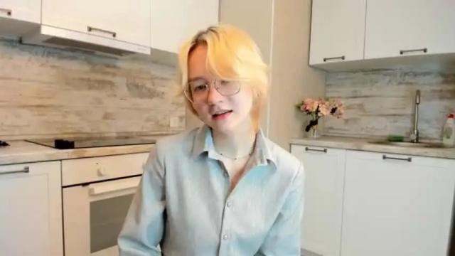 Image 8 of gillianbraund Stream on Chaturbate on 21 months ago