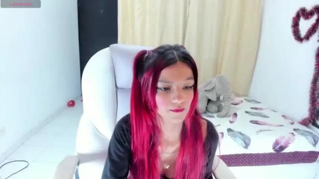 Image 11 of gimenalara Stream on Chaturbate on 12 months ago