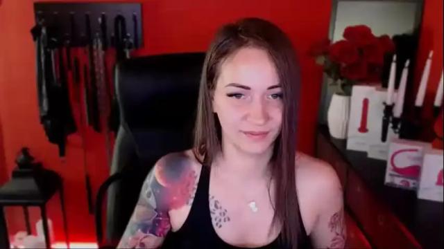 Image 7 of gina_hotlick Stream on Chaturbate on 3 months ago