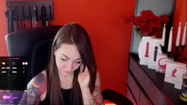 Image 12 of gina_hotlick Stream on Chaturbate on 2 months ago