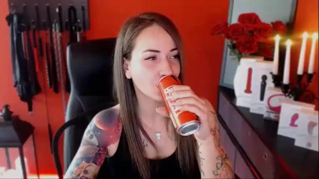 Image 4 of gina_hotlick Stream on Chaturbate on 2 months ago
