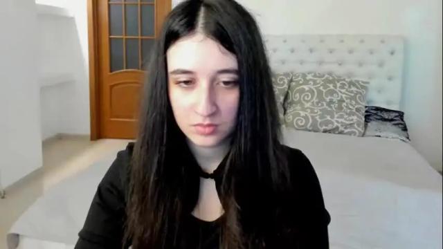 Image 2 of ginablum Stream on Chaturbate on 12 days ago
