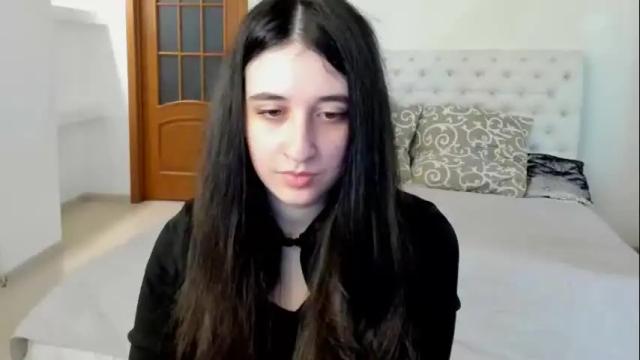 Image 3 of ginablum Stream on Chaturbate on 12 days ago
