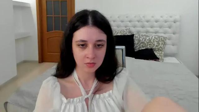 Image 7 of ginablum Stream on Chaturbate on 2 months ago