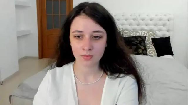 Image 8 of ginablum Stream on Chaturbate on 2 months ago