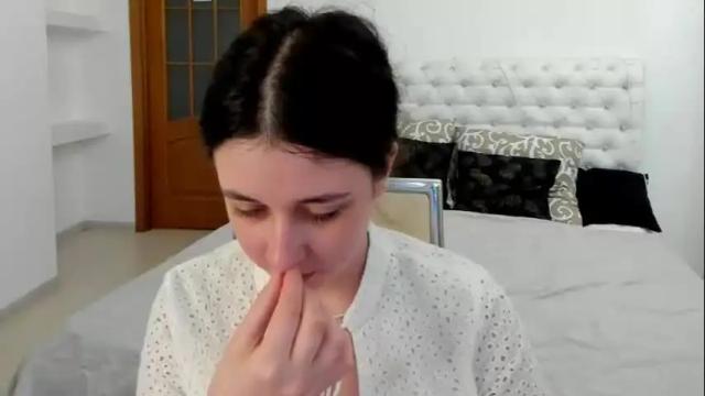 Image 7 of ginablum Stream on Chaturbate on 2 months ago
