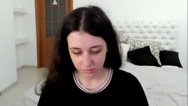 Image 3 of ginablum Stream on Chaturbate on 1 month ago