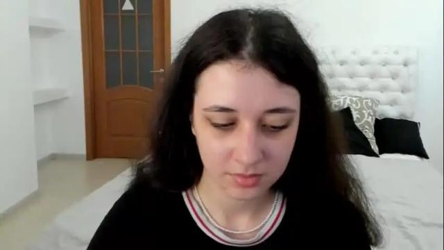 Image 7 of ginablum Stream on Chaturbate on 1 month ago