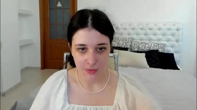 Image 10 of ginablum Stream on Chaturbate on 1 month ago