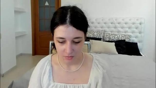 Image 8 of ginablum Stream on Chaturbate on 1 month ago