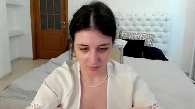 Image 8 of ginablum Stream on Chaturbate on 1 month ago