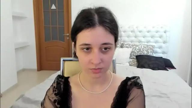 Image 8 of ginablum Stream on Chaturbate on 27 days ago