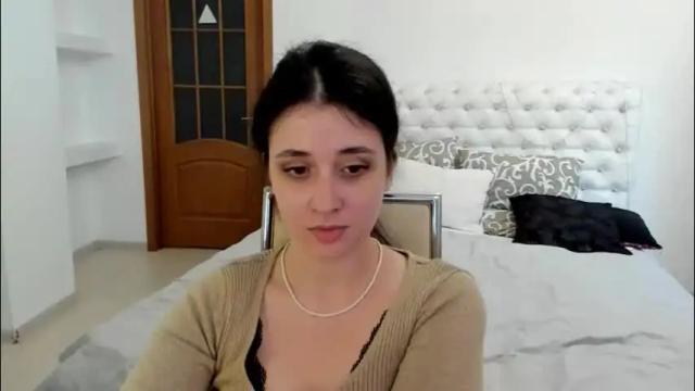 Image 10 of ginablum Stream on Chaturbate on 25 days ago