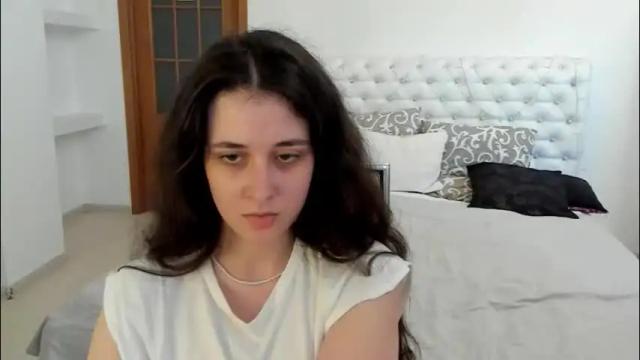 Image 8 of ginablum Stream on Chaturbate on 24 days ago