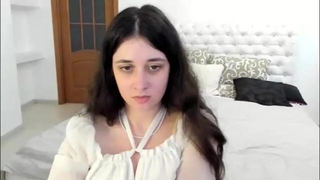 Image 6 of ginablum Stream on Chaturbate on 20 days ago