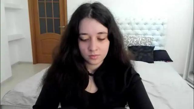Image 7 of ginablum Stream on Chaturbate on 1 month ago
