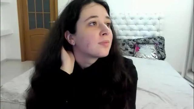 Image 3 of ginablum Stream on Chaturbate on 10 days ago