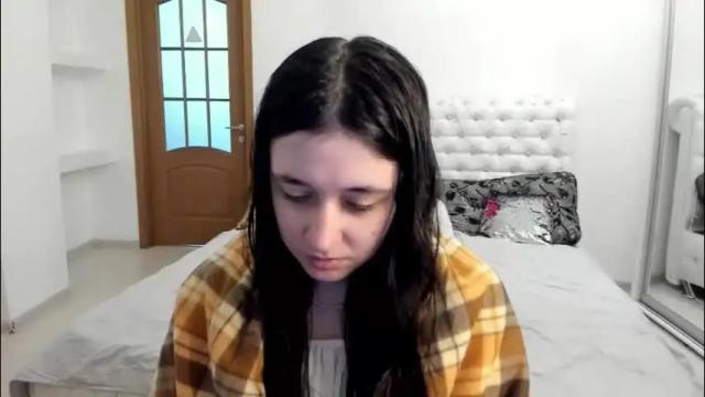 Image 12 of ginablum Stream on Chaturbate on 8 days ago