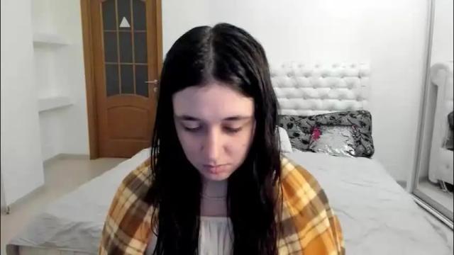 Image 8 of ginablum Stream on Chaturbate on 8 days ago