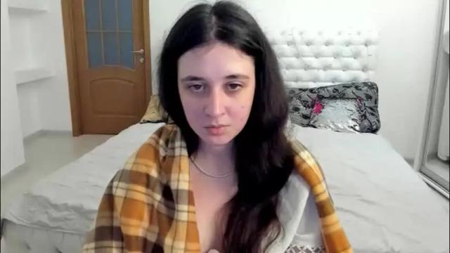 Image 12 of ginablum Stream on Chaturbate on 7 days ago