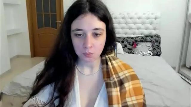 Image 3 of ginablum Stream on Chaturbate on 7 days ago