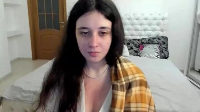 Image 6 of ginablum Stream on Chaturbate on 7 days ago