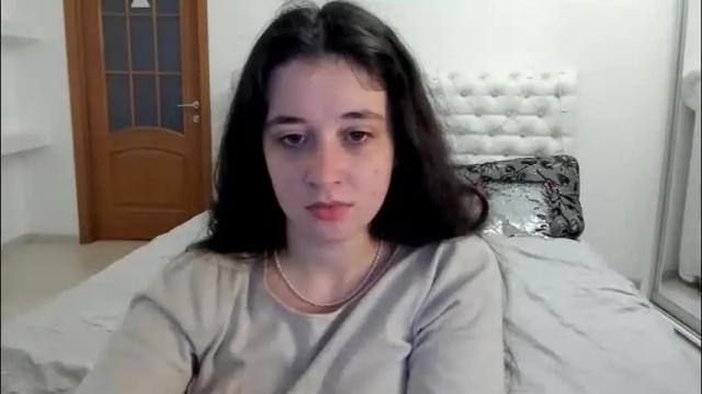 Image 2 of ginablum Stream on Chaturbate on 4 days ago