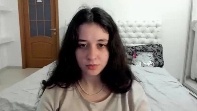 Image 6 of ginablum Stream on Chaturbate on 4 days ago