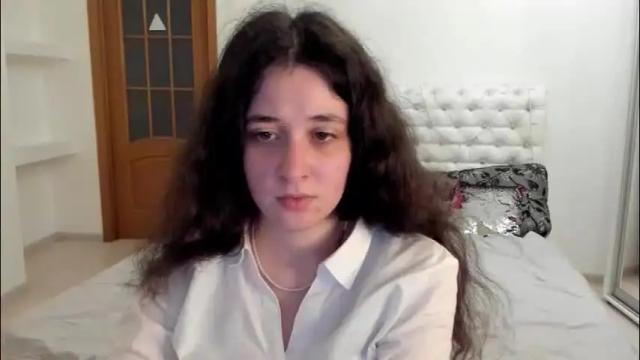 Image 11 of ginablum Stream on Chaturbate on 2 days ago