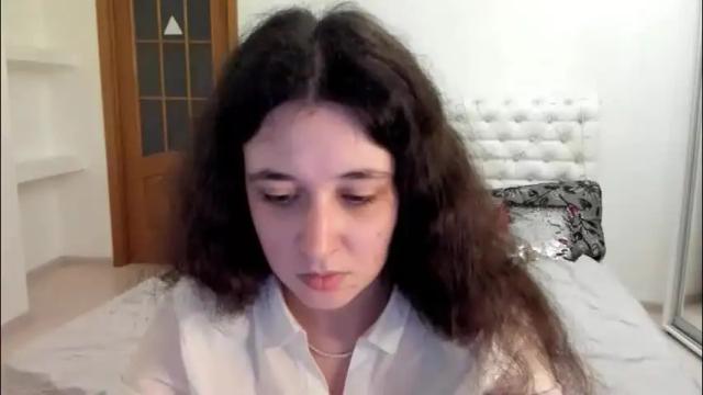 Image 4 of ginablum Stream on Chaturbate on 2 days ago