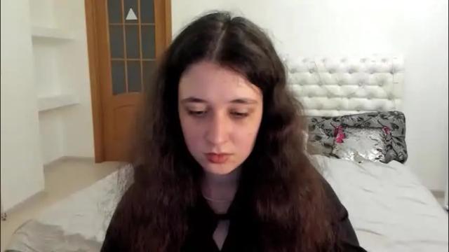 Image 2 of ginablum Stream on Chaturbate on 22 hours ago