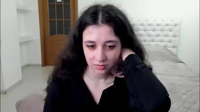 Image 11 of ginablum Stream on Chaturbate on 27 days ago