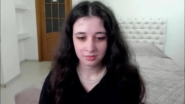 Image 6 of ginablum Stream on Chaturbate on 27 days ago